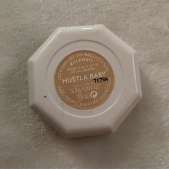 Fenty Beauty Killawatt mini highlighter - Picture 3 of 3
